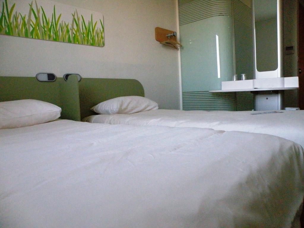Ibis Budget Montauban Les Chaumes Cameră foto